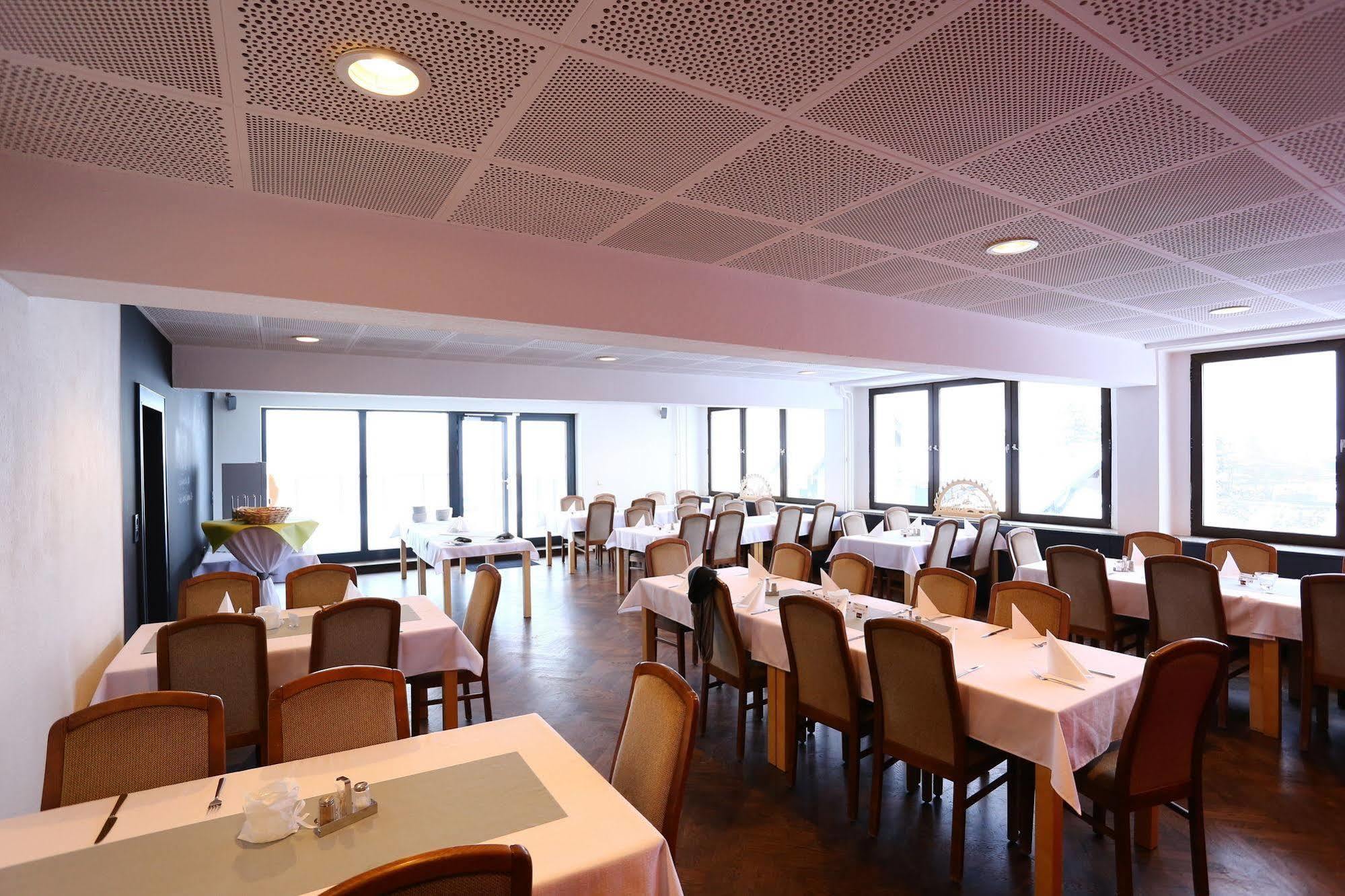 K1 Sporthotel - Bike & Ski Inklusive Hotel 오베르비젠탈 외부 사진